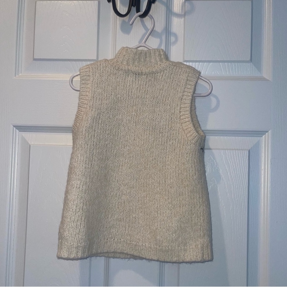 GAP sweater vest - Picture 4 of 6